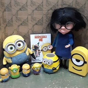 Despicable ME Minions bundle Edna, Bob, cup & Rise of Gru Splat em's set, DVD